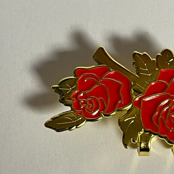 3 Roses Flower Gold Chrome Enamel Blip Fitted Hat Brim Clip Pin - Picture 2 of 7